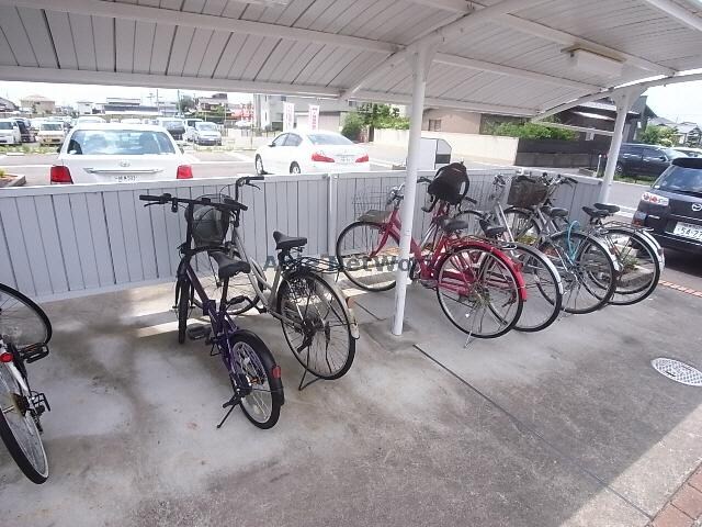 プリムヴェールの物件外観写真