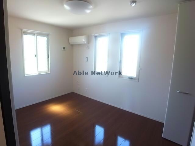 パームフェリーチェＡの物件内観写真