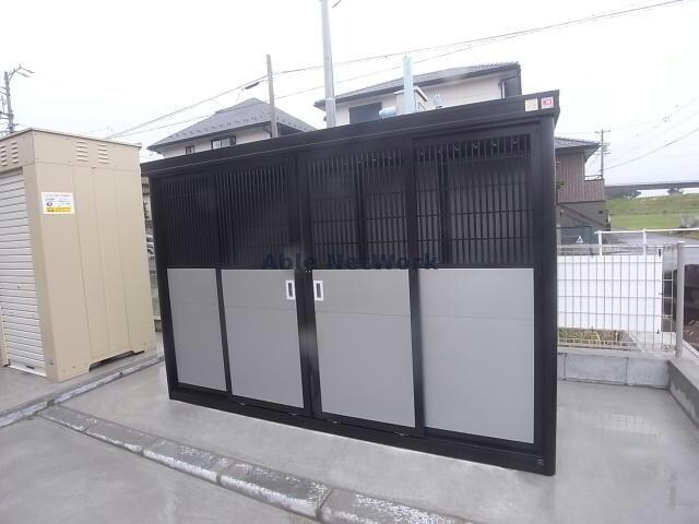 ボンダイⅠの物件外観写真