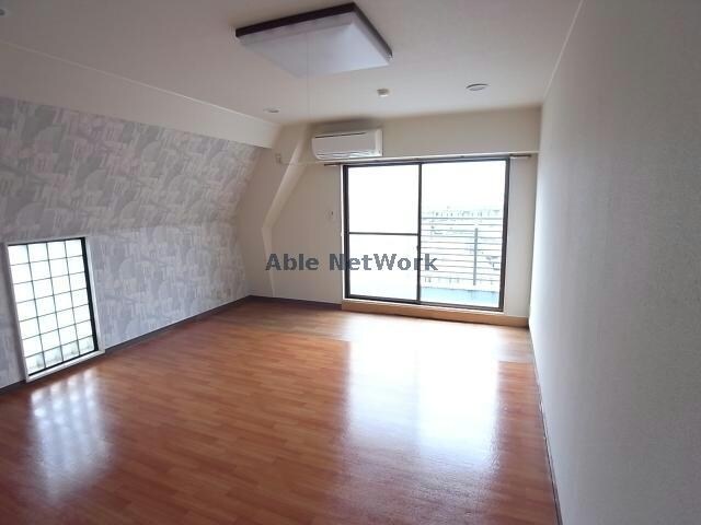 シティポイント松鴻町の物件内観写真