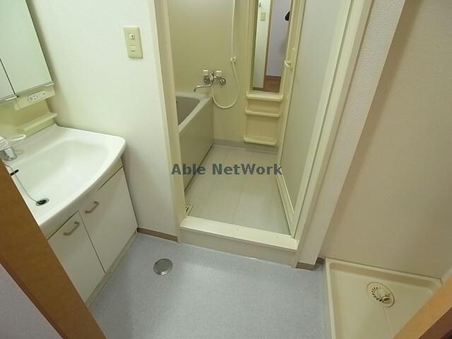 日本泉ビルの物件内観写真