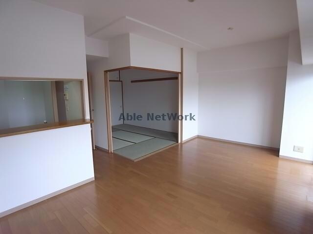 日本泉ビルの物件内観写真