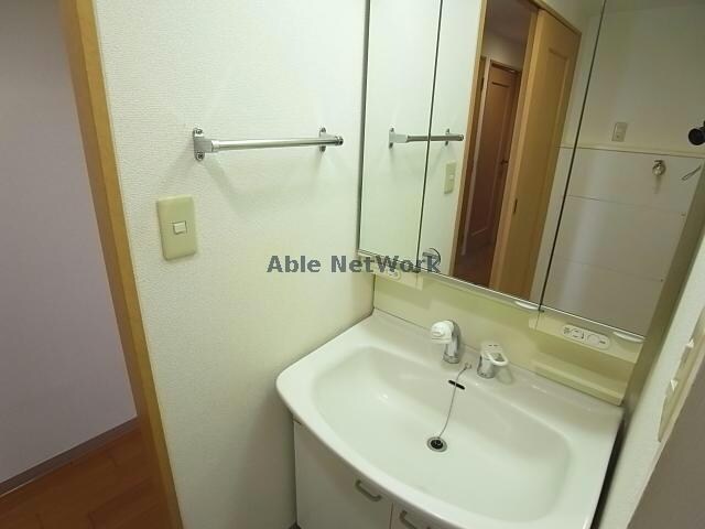 日本泉ビルの物件内観写真