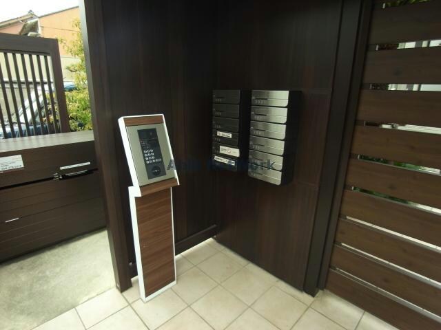 マハロ（Mahalo）の物件外観写真