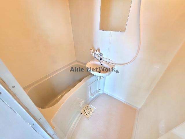 KANAハイツ93の物件内観写真