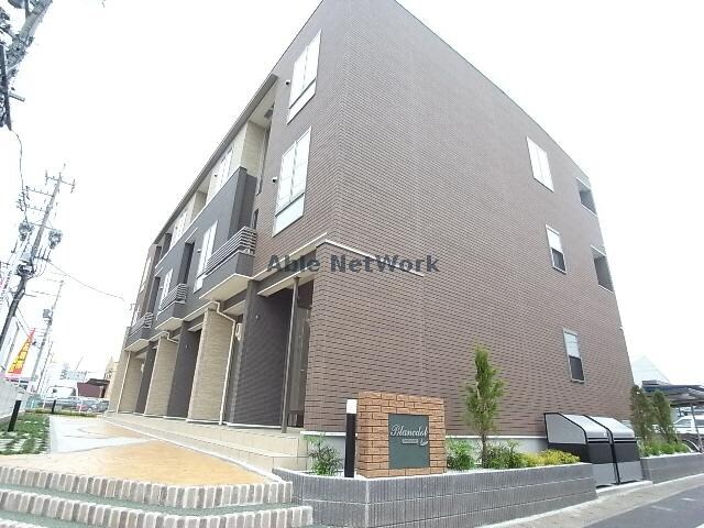 ブランドールの物件外観写真