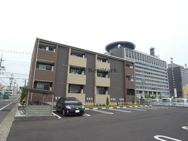 ブランドールの物件外観写真