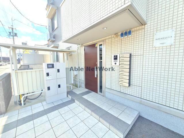 ウエストサイドレジデンスの物件外観写真