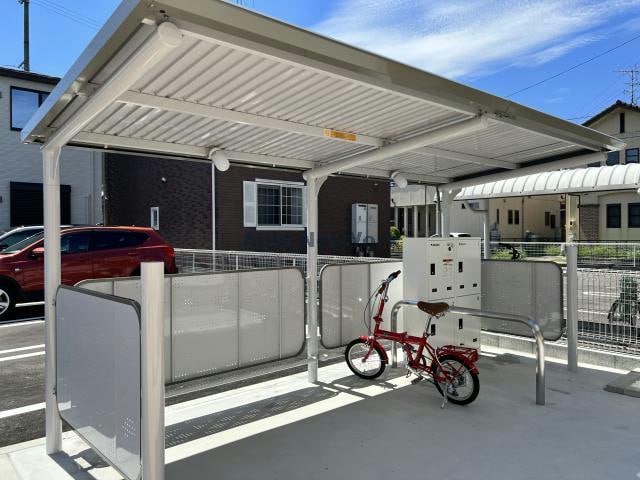 カーサモデルノBの物件外観写真