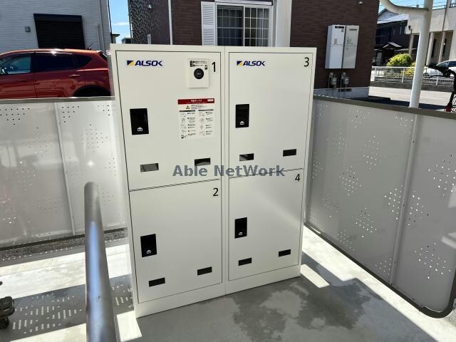 カーサモデルノBの物件外観写真