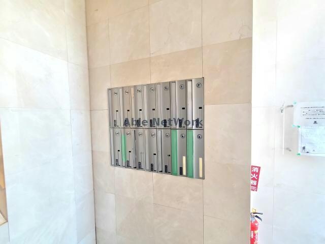 アクシス参番館の物件外観写真