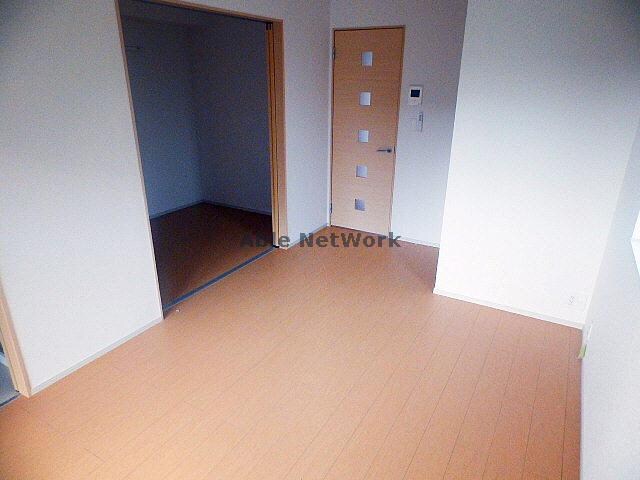 リトルグローブⅤの物件内観写真