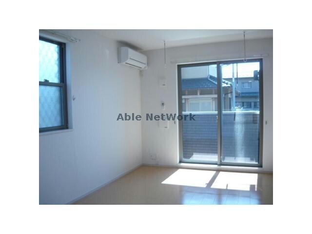 リトルグローブⅤの物件内観写真