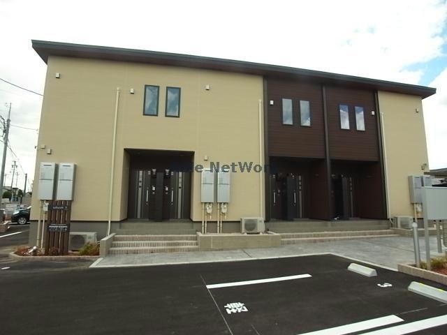 レジェンドの物件外観写真