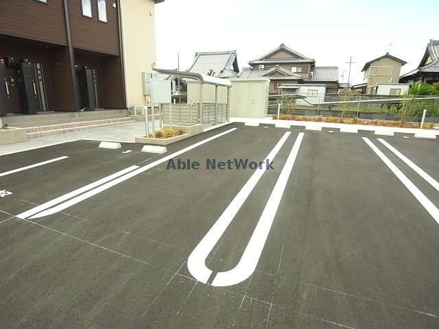 レジェンドの物件外観写真