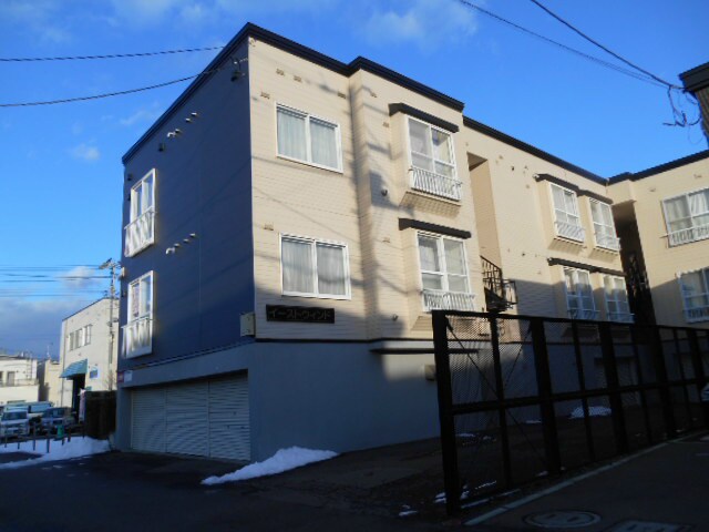 イーストウインドの物件外観写真