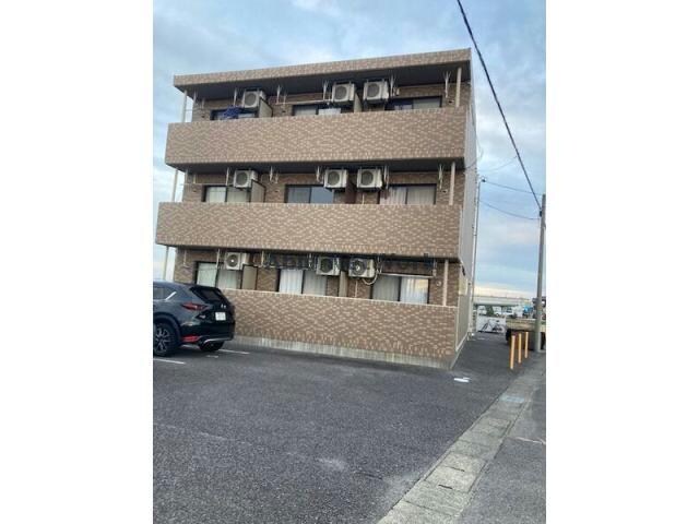 ロイヤルサルビアの物件外観写真