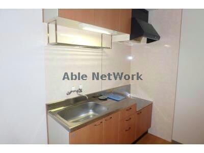 ファミーユ中山の物件内観写真