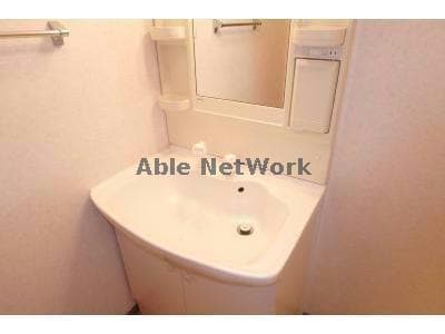 ファミーユ中山の物件内観写真