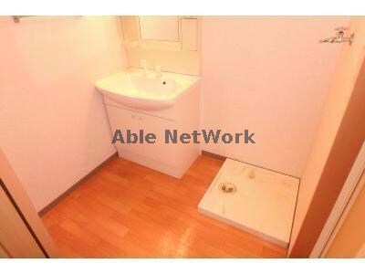 ファミーユ中山の物件内観写真