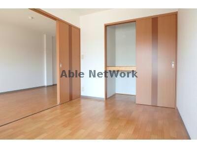 ファミーユ中山の物件内観写真