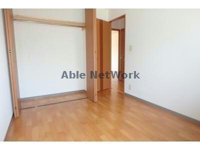 ファミーユ中山の物件内観写真