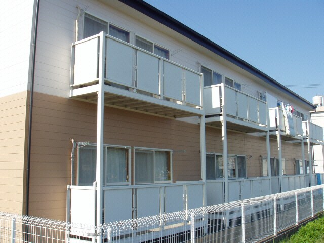 サープラスⅡMIYABIの物件外観写真