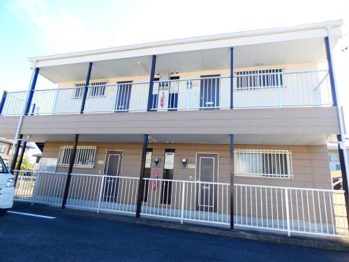 Surplus Ⅲ宝Bの物件外観写真