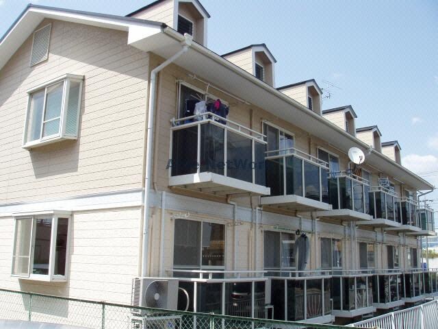 クレーバームーンの物件外観写真