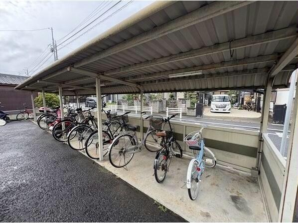 センチュリーコート緑の物件外観写真