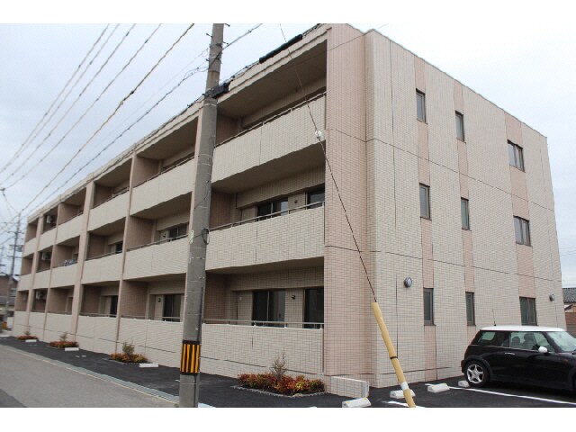 じゅうえーるの物件外観写真