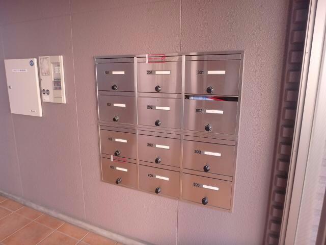 ファミール松坂の物件外観写真