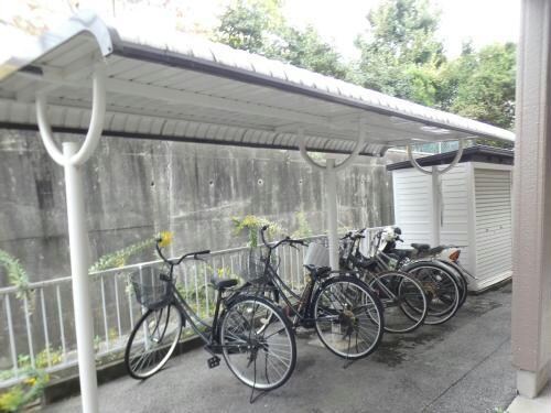 グリーンパレス塩倉の物件外観写真