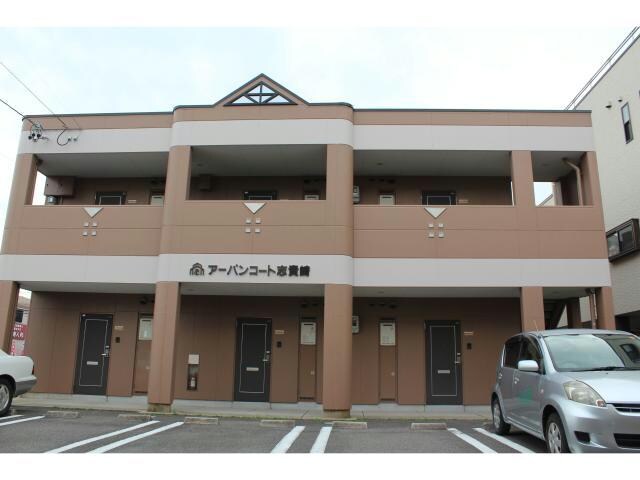 アーバンコート志貴崎の物件外観写真