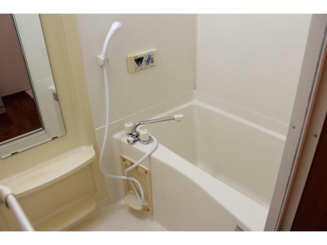 アーバンコート志貴崎の物件内観写真