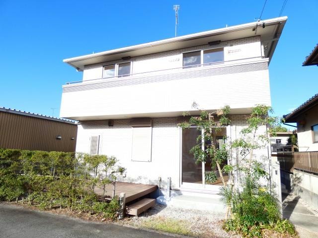 ネクストAの物件外観写真