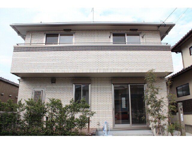 ネクストAの物件外観写真