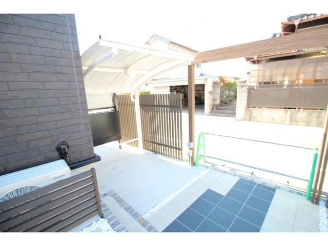 ブルー ローズの物件外観写真