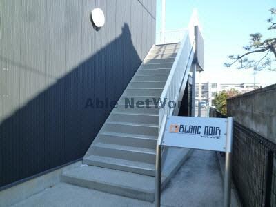 ブラン・ノワールの物件外観写真