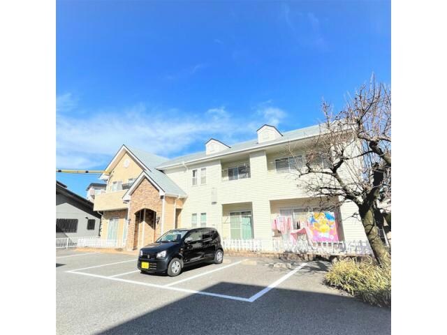 ユーハイツパーシモンの物件外観写真