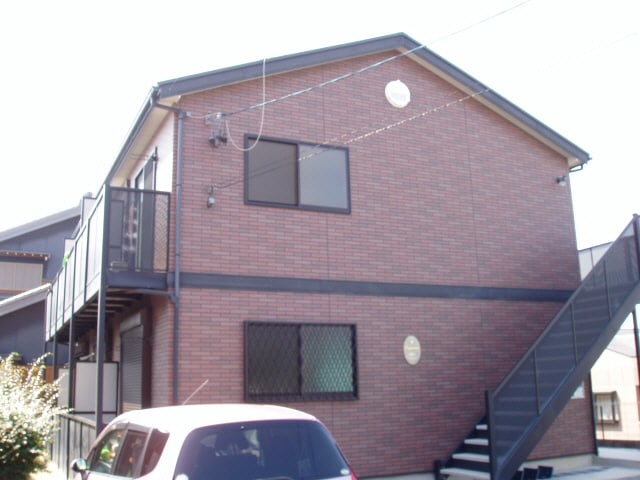 アンプルール　ブワ　アルバの物件外観写真