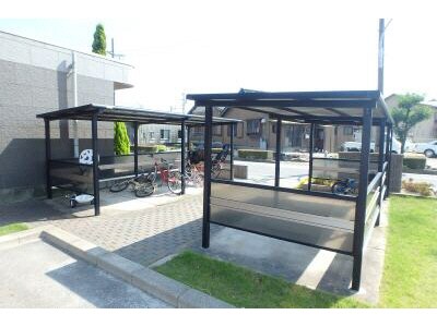 ISO GAIｸﾞﾗﾝﾄﾞｴｨﾜﾝAの物件外観写真