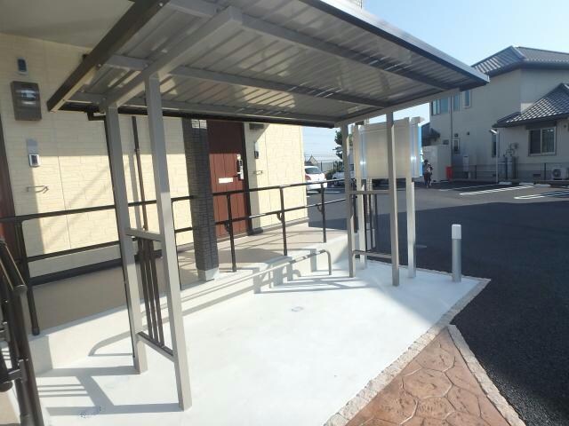 D-room甲山寺の物件外観写真