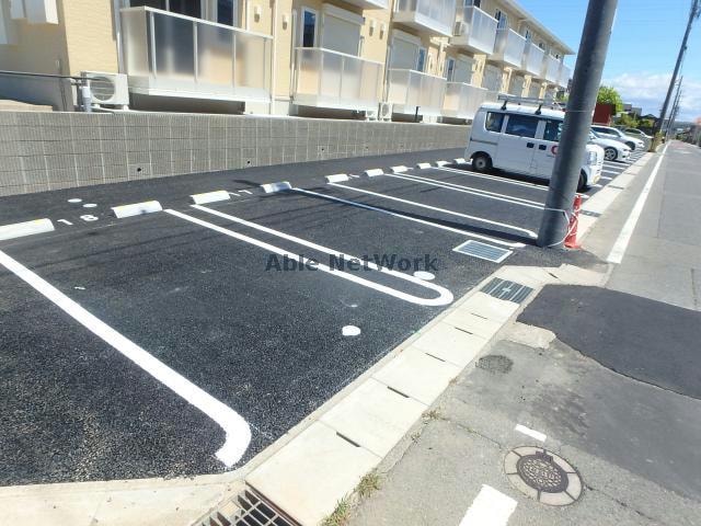 ラ・クレールの物件外観写真