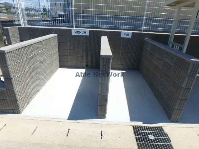 ラ・クレールの物件外観写真