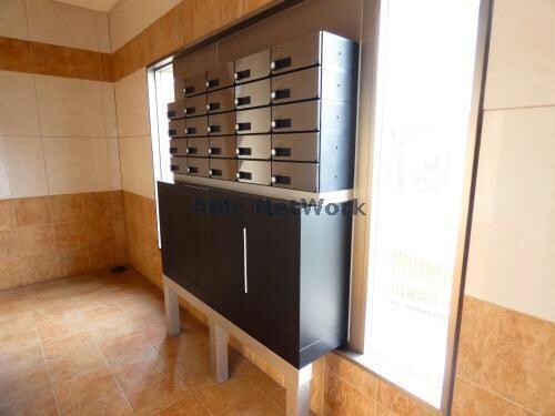 East Oneの物件外観写真