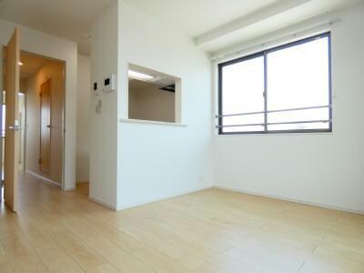 ラ・カーサ・スペランツァ高浜の物件内観写真