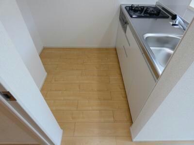 ラ・カーサ・スペランツァ高浜の物件内観写真