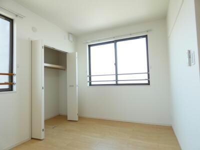 ラ・カーサ・スペランツァ高浜の物件内観写真