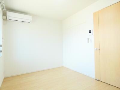 ラ・カーサ・スペランツァ高浜の物件内観写真